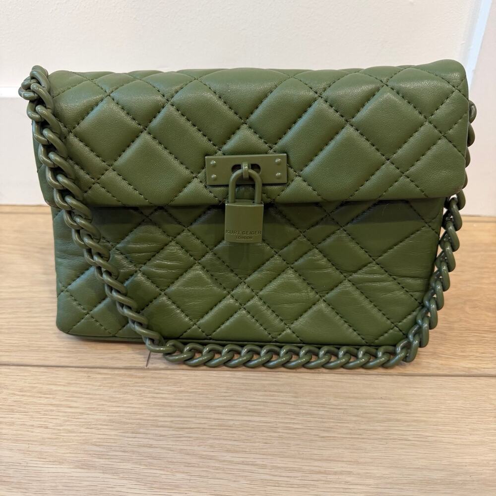 Kurt Geiger London Kensington Drench shoulder bag Green Quilted with Chain Strap